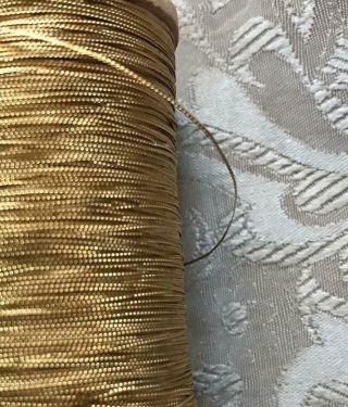 HEAVY VINTAGE REEL FRENCH GOLD EMBOSSED TINSEL METAL METALLIC THREAD 100g 4oz 56 4