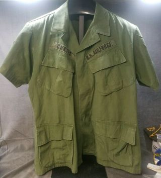 U.  S.  A.  F.  1969 Combat Tropical Olive Green Slant Pocket Rip Stop Jacket Vietnam