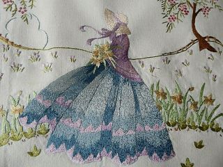 VINTAGE HAND EMBROIDERED PICTURE PANEL OF EMBROIDERED CRINOLINE LADY 2
