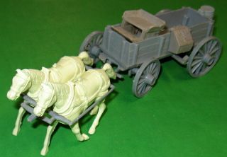 Marx Vintage 54 Mm Gray Wagon With Horses And Sme Accessories