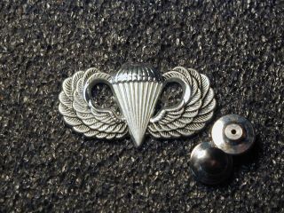 Rare J Balme France Hallmarked Airborne Basic Parachutist Wings Badge