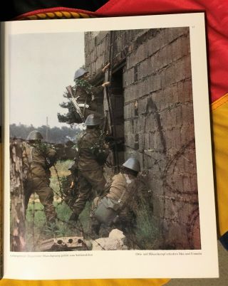 Soldiers of the People - East German DDR NVA Color Book Soldaten des Volkes 4