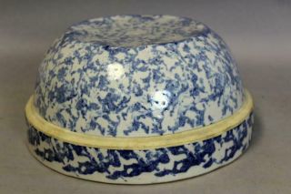 A 19TH C BLUE SPATTERWARE OR SPONGEWARE MIXING BOWL WITH COLLAR 7