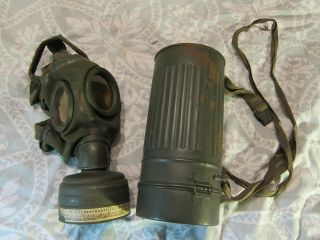 Ww2 German Gas Mask With Canister And Straps Auer Rl1 - 40/76 1939