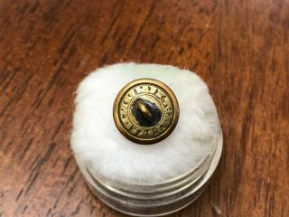 1850 ' s Civil War Hampshire State Seal Militia Cuff Button 3
