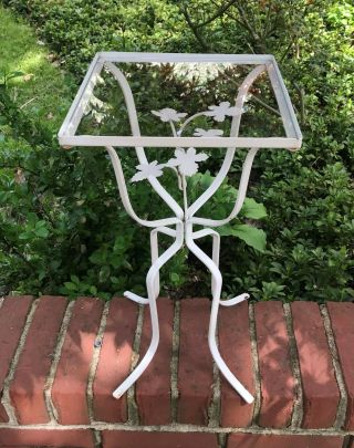 Mid Century Wrought Iron Tole Leaf Plant Stand Garden Patio Glass Top Table