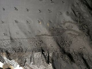 Antique Embroidered shawl black/black flowers Victorian Lace Mourning 3