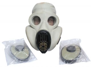 Soviet PBF Russian Military Gas mask EO - 19.  Grey full set and GP 5 Black MASK 2