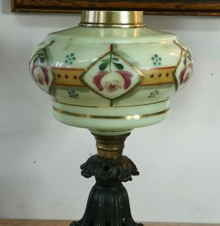 Stunning Vintage Antique Uranium Victorian Vaseline Uv Oil Lamp Font