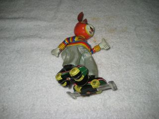 Cragstan Mechanical Happy Skaters Wind - Up Toy 3