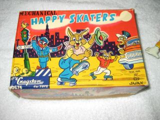 Cragstan Mechanical Happy Skaters Wind - Up Toy 4