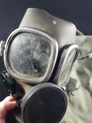 Vintage Military Police Gas Mask With Bag 4