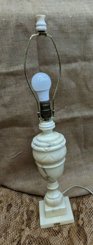 Vintage Neoclassical Italian White Alabaster Marble Urn Lamp,  early 20th century 2