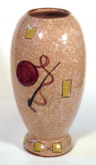 1950s Vintage ITALY Pottery Vase BALLS OF YARN & KNITTING NEEDLES Mid Century 2