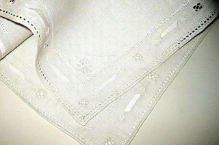 Vintage Set Of Table Linens Runner Placemats Napkins Pulled Thread Embroidery