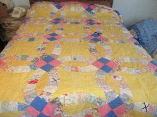 Vintage Double Wedding Ring Cutter Quilt Yellow And Blue Hand Stitched