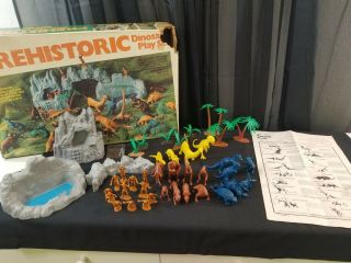 Vintage Marx Toys Prehistoric Playset 4208 18 Dinosaurs 12 Cavemen,  Displays