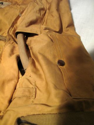 WWII British RAF aviator ' s life vest dated 1945 8