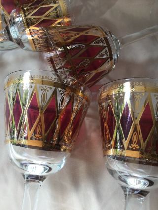Vintage MCM WEST VIRGINIA GLASS CO Cocktail Martini Pitcher Red & Gold 4 Glasses 3