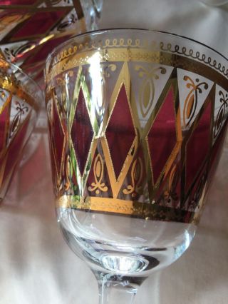 Vintage MCM WEST VIRGINIA GLASS CO Cocktail Martini Pitcher Red & Gold 4 Glasses 5