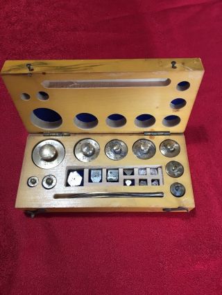 Scientific Weights:complete Box Set Of Vintage Weights & Masses With Forceps