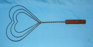 Triple Heart Wire Rug Beater Wooden Handle