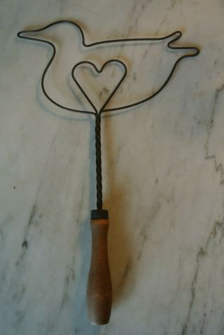 Vtg Rug Beater Duck Heart Twisted Wire Wood Carpet Beater Primitive Miniature