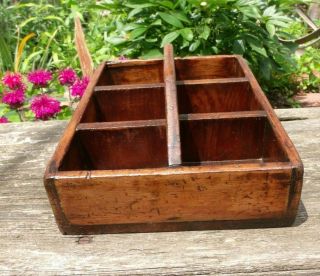 VINTAGE HAND CRAFTED WOODEN CARRIER WOOD TOTE 6 DIVIDERS CUBBY STORAGE BOX 4