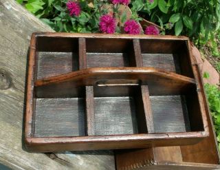 VINTAGE HAND CRAFTED WOODEN CARRIER WOOD TOTE 6 DIVIDERS CUBBY STORAGE BOX 8