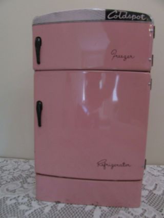 Rare Vintage Coldspot 13 " Pink Tin Toy Cold Spot Refrigerator With Ice Tray