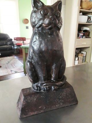 Hubley cast iron cat doorstop heavy,  large.  Early 1900 ' s 2