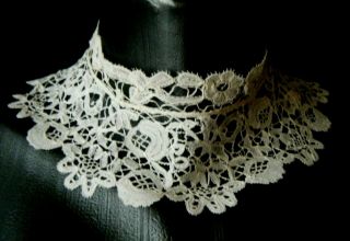 19c Antique High Neck Collar Honiton Lace Floral Design H Made England