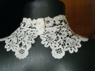 19c Antique High Neck Collar Honiton lace floral design H made England 3
