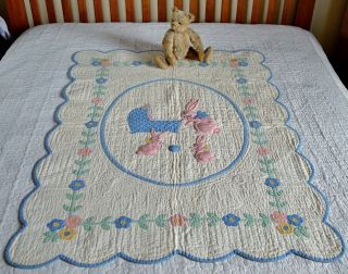 Antique Hand Stitched Appliqued Crib Quilt with Border 2