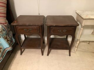 French Provincial Style End Tables (2) Sga041 Local Pickup