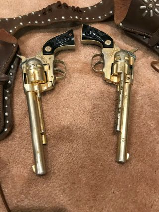 Vintage 1950 ' s Hubley Full Size double holster cap guns COWBOY - WOW 5