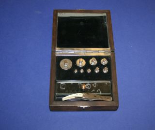 Vintage Boxed Set Ofscientific Laboratory Weights By Stanton Instruments