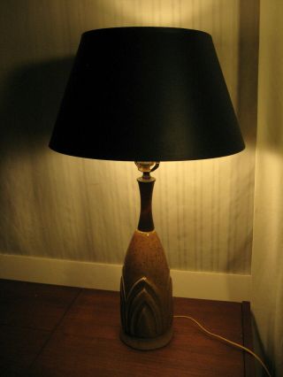 Vintage Ceramic Mid Century Table Lamp 7