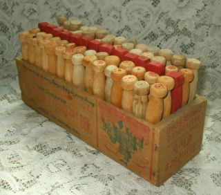 Vtg Primitive Wood Laundry Clothespin Windsor Cheese Box Caddy Display Weathered 2