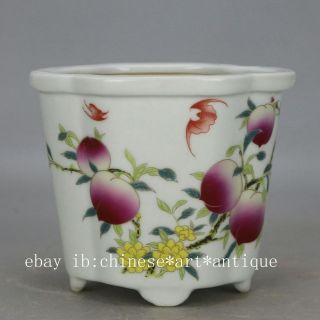 China Old Hand - Carved Porcelain Famille Rose Glaze Peach Pattern Flowerpot C01