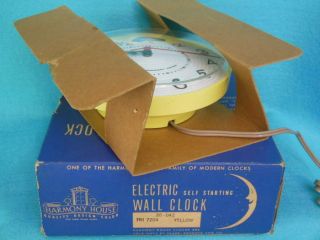 Vintage Ingraham Harmony House Yellow Kitchen Electric Wall Clock Nib