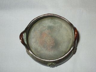 OLD CHINESE BRONZE TRIPOD INCENSE CENSER W/HANDLES XUANDE MARK PATINA 5