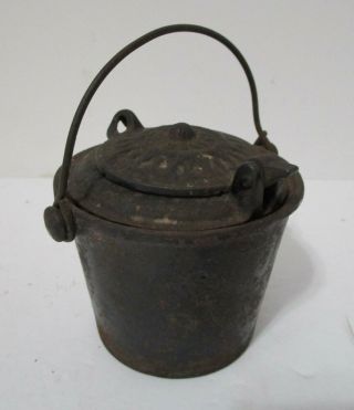 Antique 1865 - 1900 Cast Iron Fanner Carpenters Glue Pot With Insert