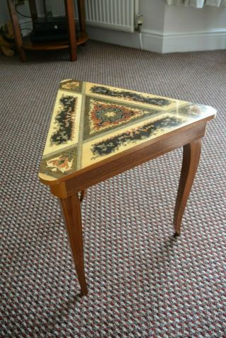Lovely Vintage 1950/60 ' s Musical Italian Marquetry Table compartments 5