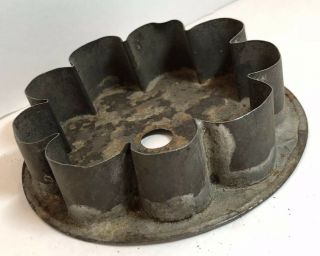 Antique 19th Century PRIMITIVE TIN COOKIE CUTTER — Scalloped 3 - 1/4 