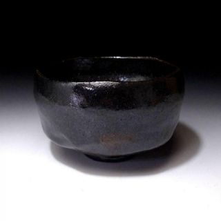 VL9: Japanese Pottery tea bowl,  Raku ware with Signed wooden box,  Black & Red 5