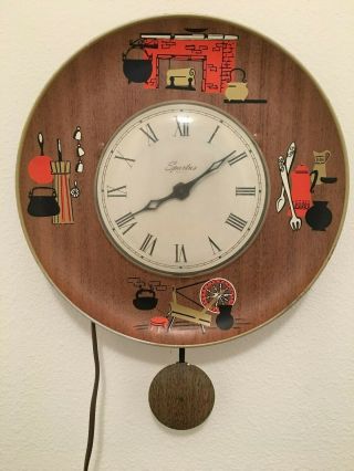 Spartus Electric Wall Clock Kitchen Pendulum Vintage