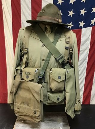 Us Army Wwii Uniform M41 Jacket With Field Gear For A Bar Gunner