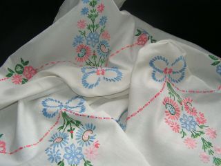 B ' FUL VTG RICHLY HAND EMBROIDERED TALL STAND BOUQUET & BOW IRISH LINEN TABLCLOTH 7
