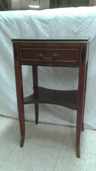 Rway Northern Furniture Co.  Mahogany Sheraton Style Bedroom Night Stand Or Side